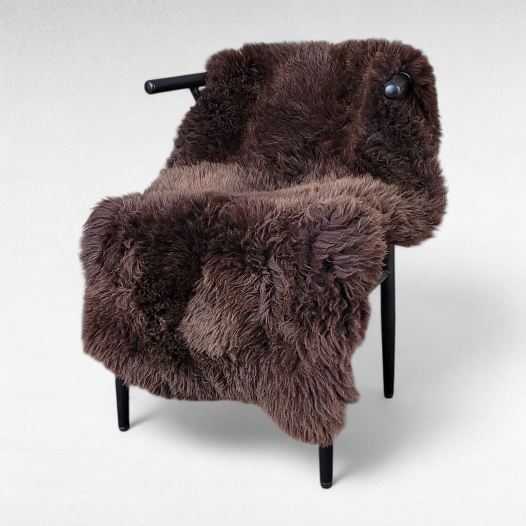 Brown Holland Sheepskin Rug - Lofty Wool Pile (49" x 27")