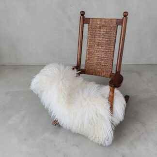 Curly Natural Icelandic Sheepskin Rug 49″ x 32″