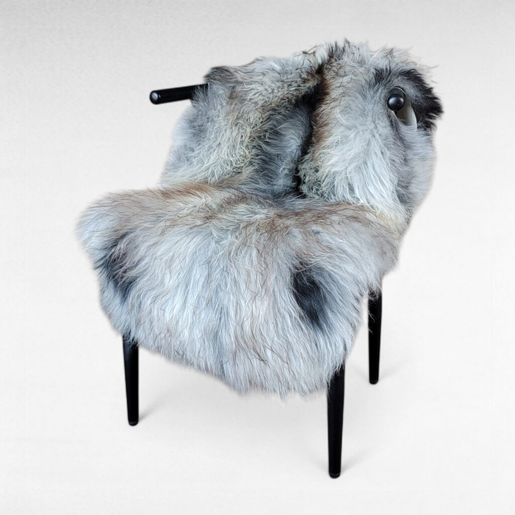 Icelandic Sheepskin - Large Gray Brown Long Wool (47" x 30")