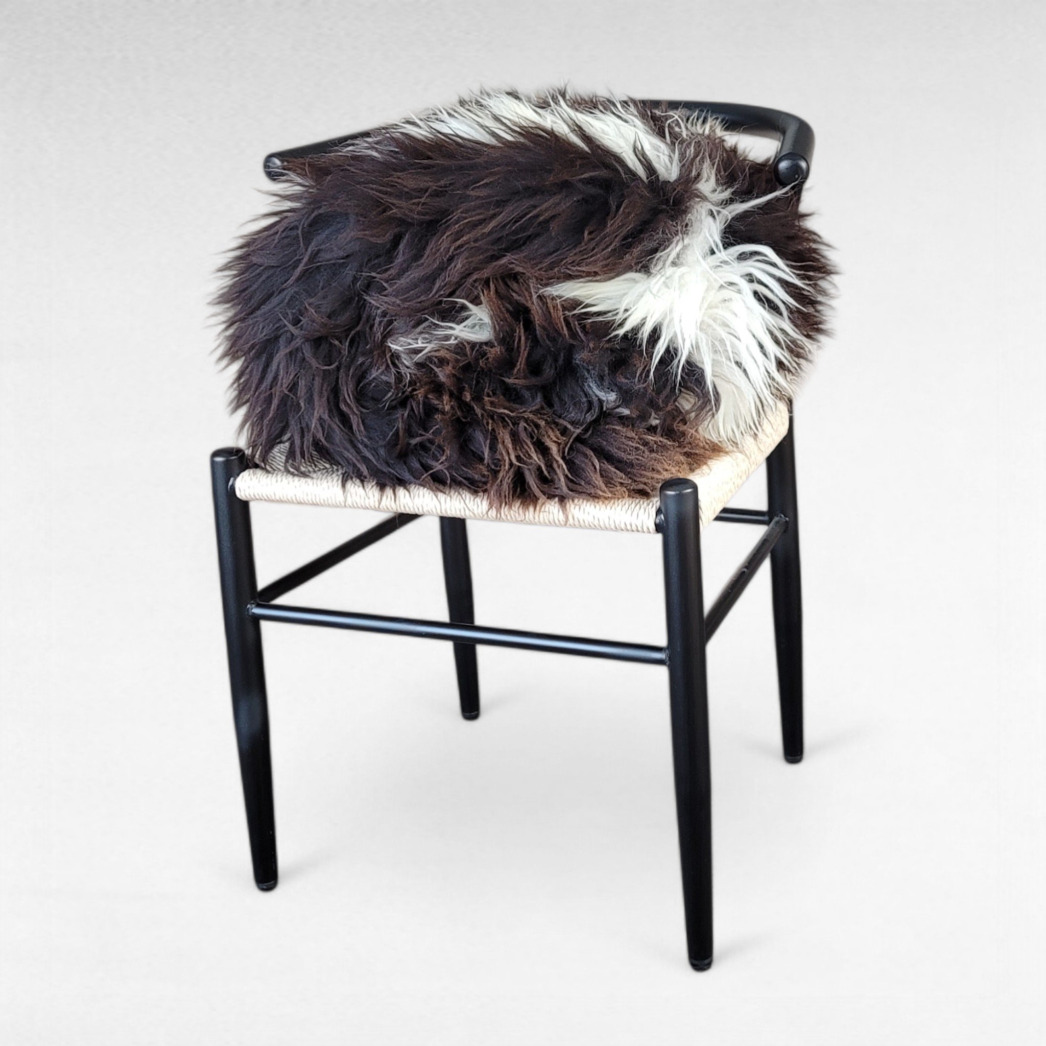 XL Genuine Holland Sheepskin Extra Thick Plush 51" x 31" XL Genuine Holland Sheepskin Extra Thick Plush 51" x 31" - Image 2
