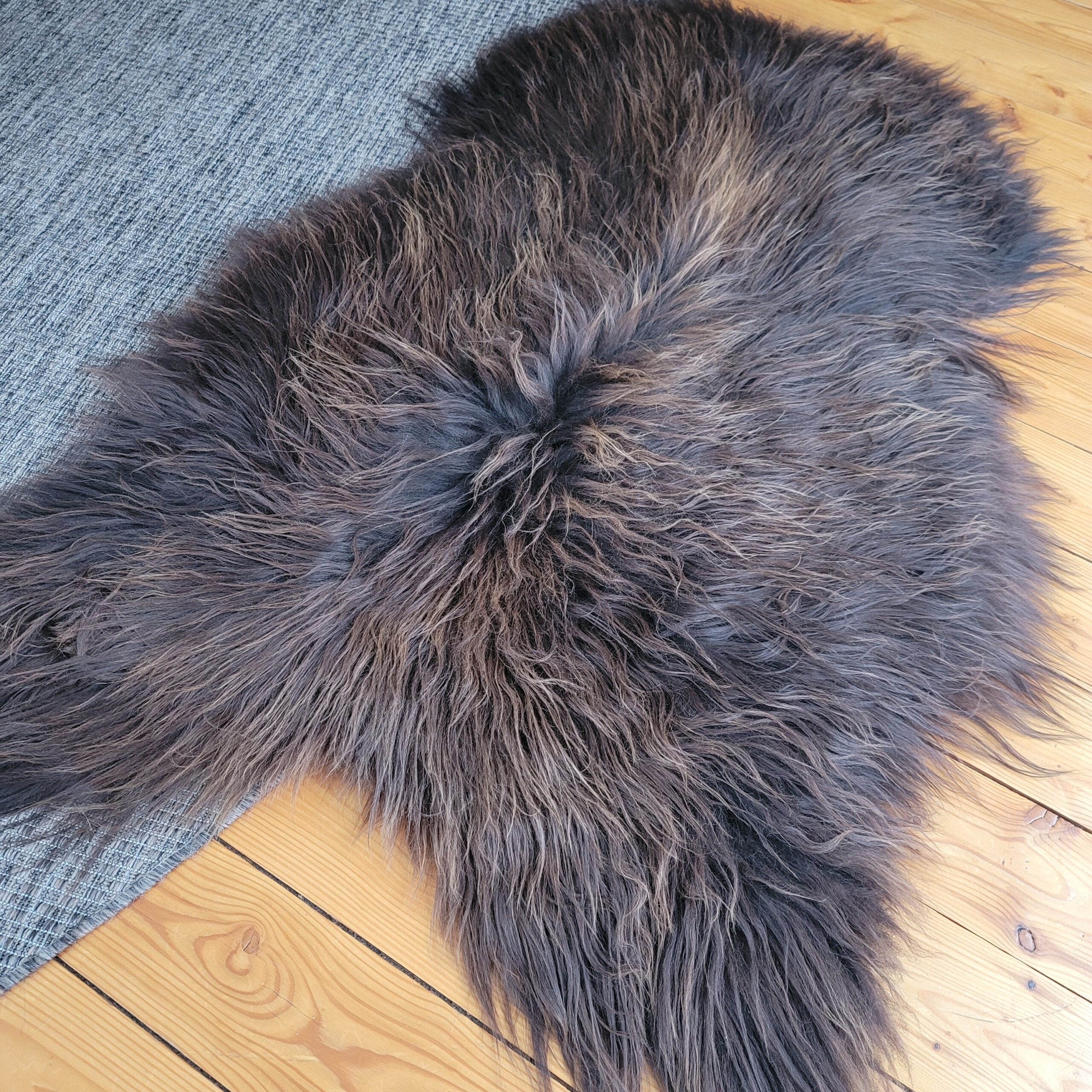 Natural Golden Mahogany Long Hair Genuine Icelandic Sheepskin Pelt 55" x 36" Natural Golden Mahogany Long Hair Genuine Icelandic Sheepskin Pelt 55" x 36" - Image 3