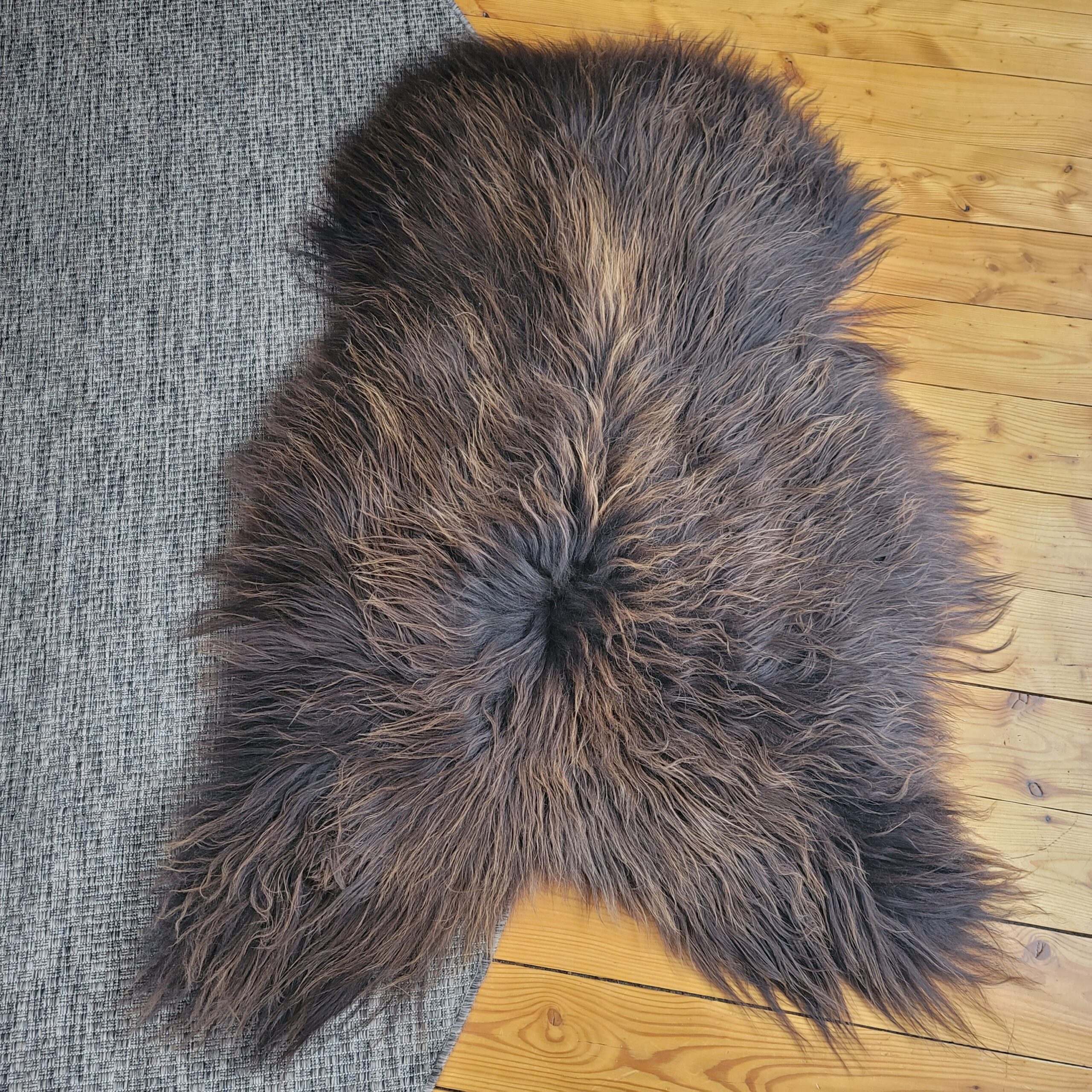 Natural Golden Mahogany Long Hair Genuine Icelandic Sheepskin Pelt 55" x 36" Natural Golden Mahogany Long Hair Genuine Icelandic Sheepskin Pelt 55" x 36" - Image 4