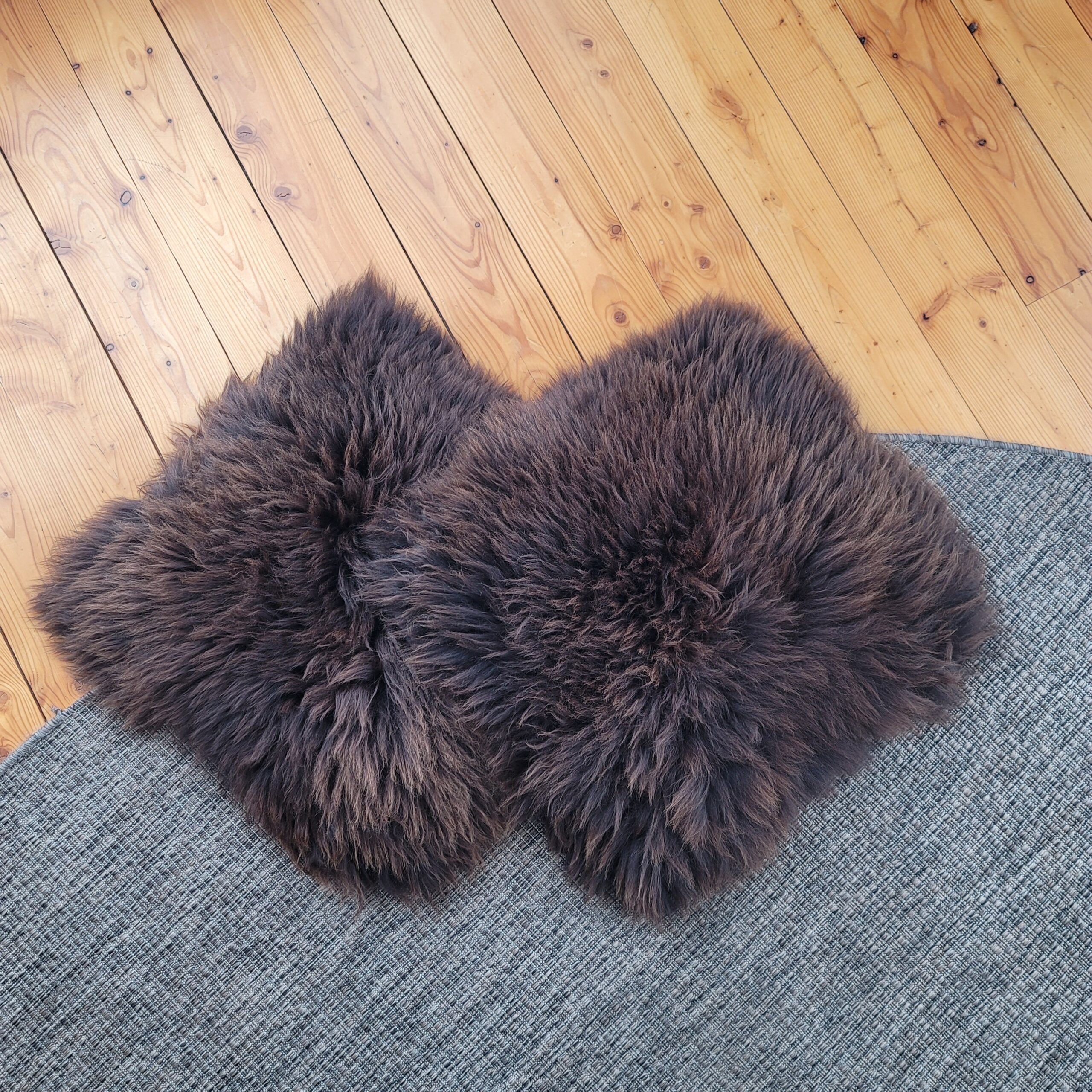 Long Thick Wool Sheepskin Chair Pads Set of 2 - 22x22 (16x16) - Brown Natural Seat Cushions Long Thick Wool Sheepskin Chair Pads Set of 2 - 22x22 (16x16) - Brown Natural Seat Cushions - Image 4