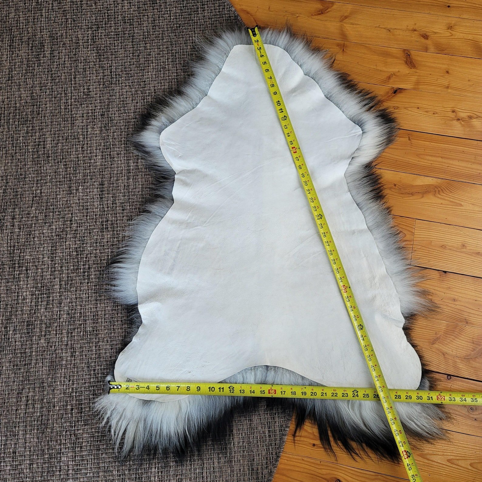 Icelandic Sheepskin - Large Genuine Natural Gray 48" x 32" Large Genuine Gray Moorit Icelandic Sheepskin 48″ x 32″
