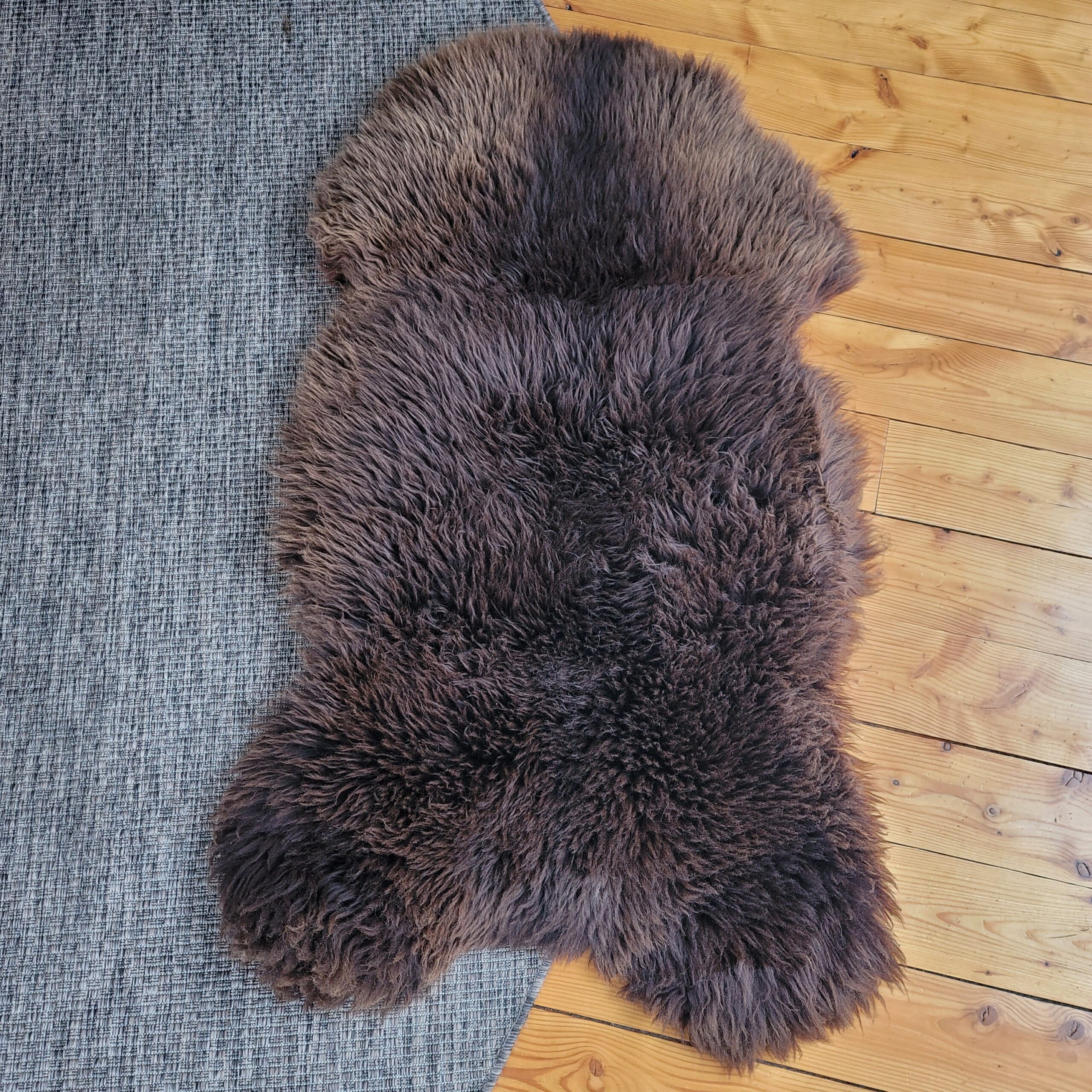 Dutch Brown Fur Rug Extremely Density 49" x 29" Extremely Density Dutch Brown Fur Rug