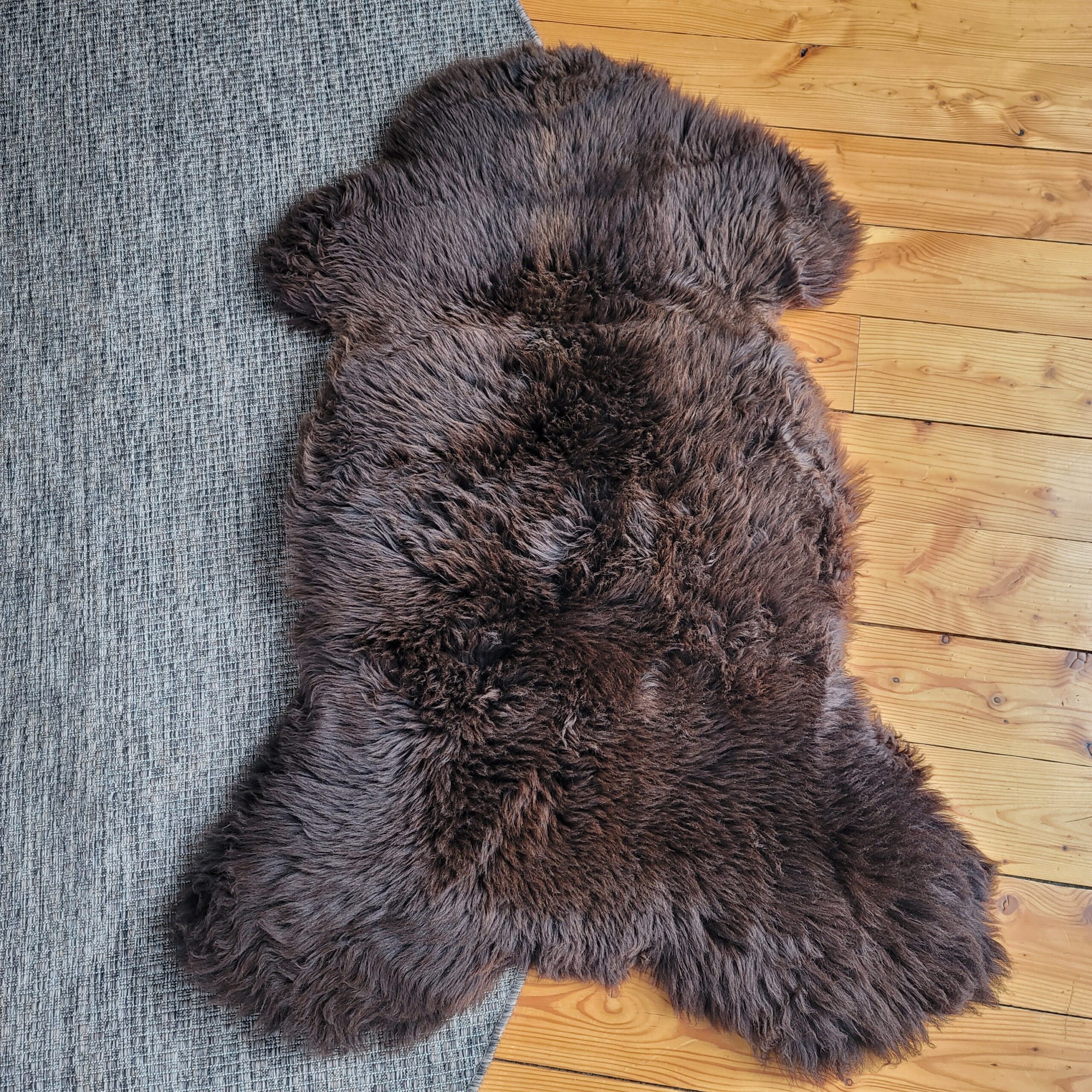 XL Brown Dutch Sheepskin Rug 49" x 35" XL Brown Dutch Sheepskin Rug 49″ x 35″