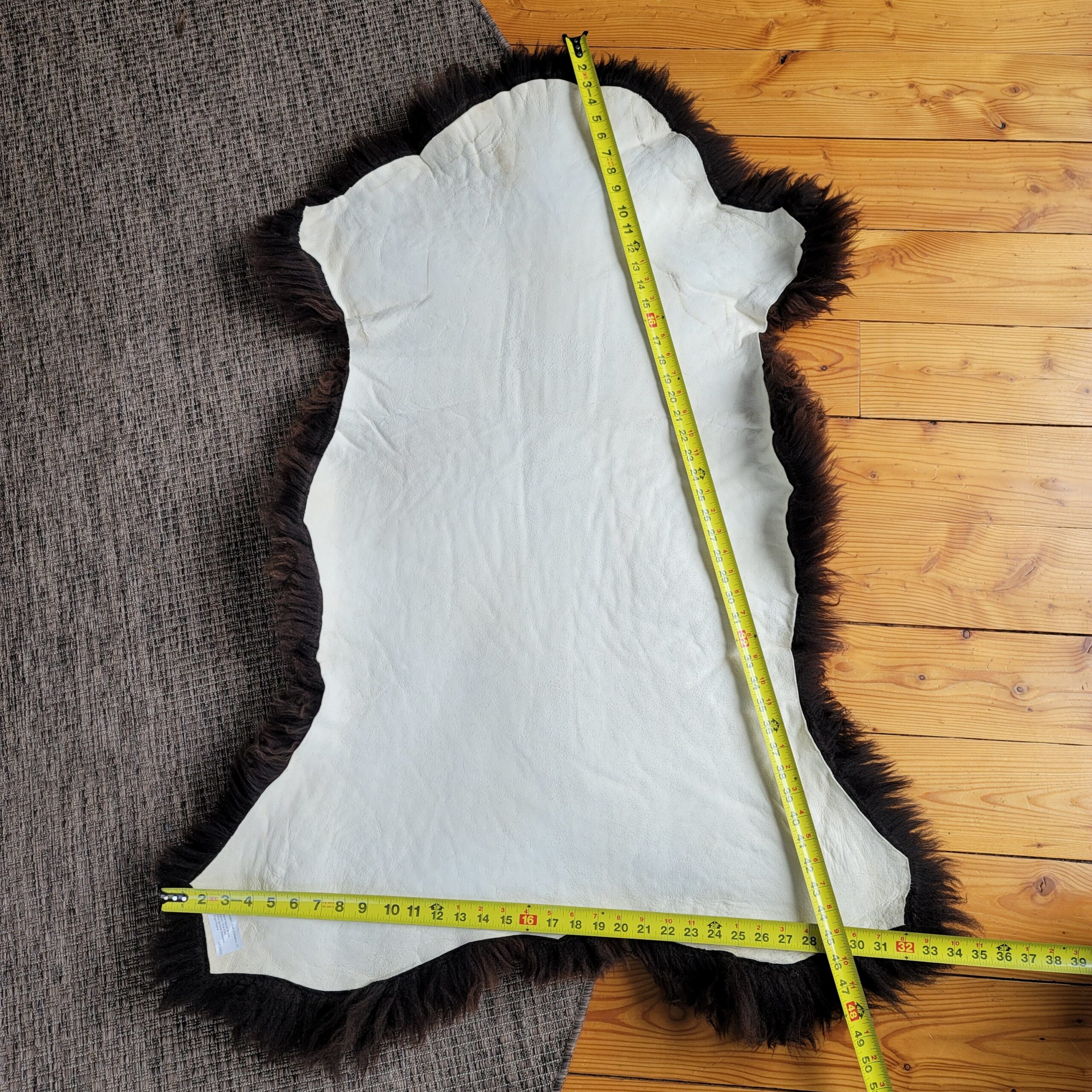 XL Brown Dutch Sheepskin Rug 49" x 35" XL Brown Dutch Sheepskin Rug 49″ x 35″