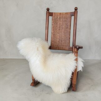 Curly Natural Icelandic Sheepskin Rug  45″ x 28″