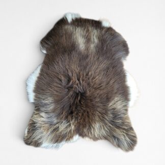 Primitive Wild Look Coarse Feel Brown Icelandic Sheepskin (50" x 33")
