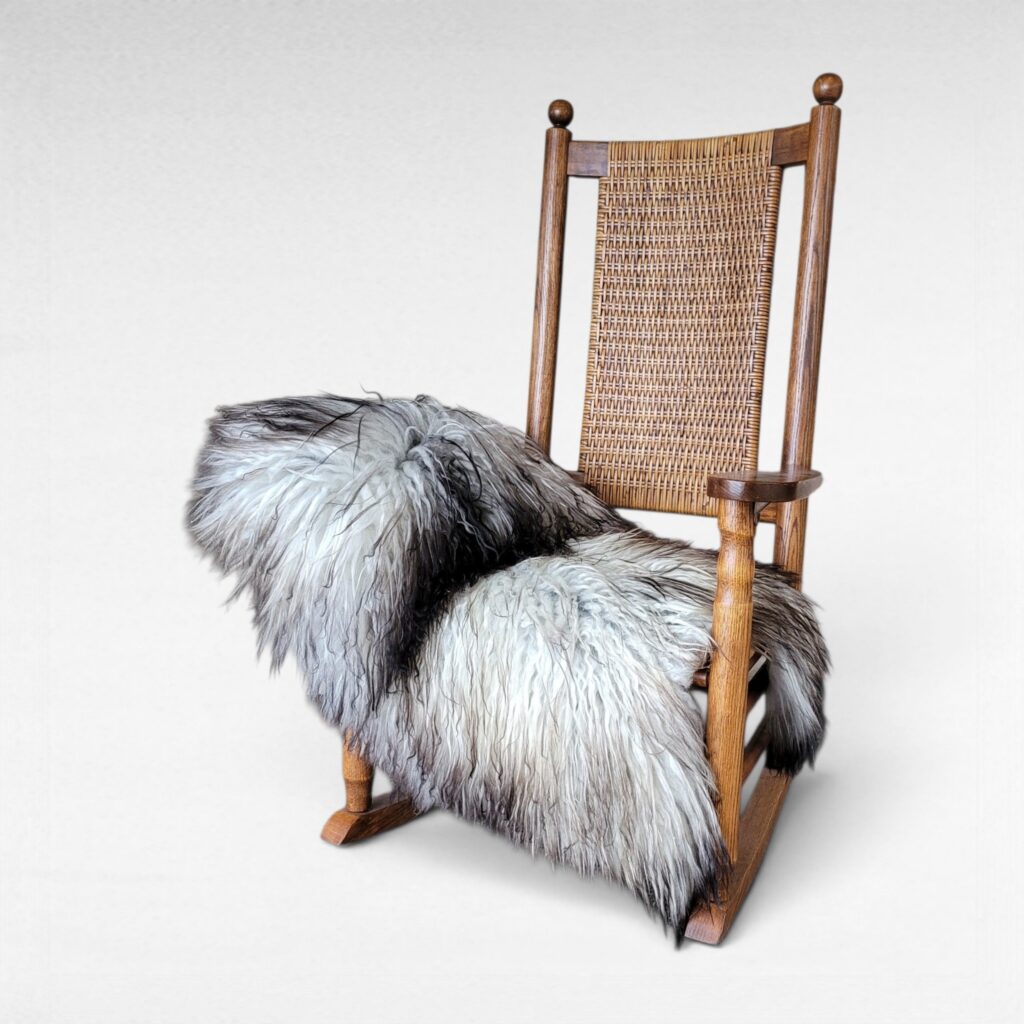 Multi-tone Silver Curly Icelandic Sheepskin Rug (45" x 32")
