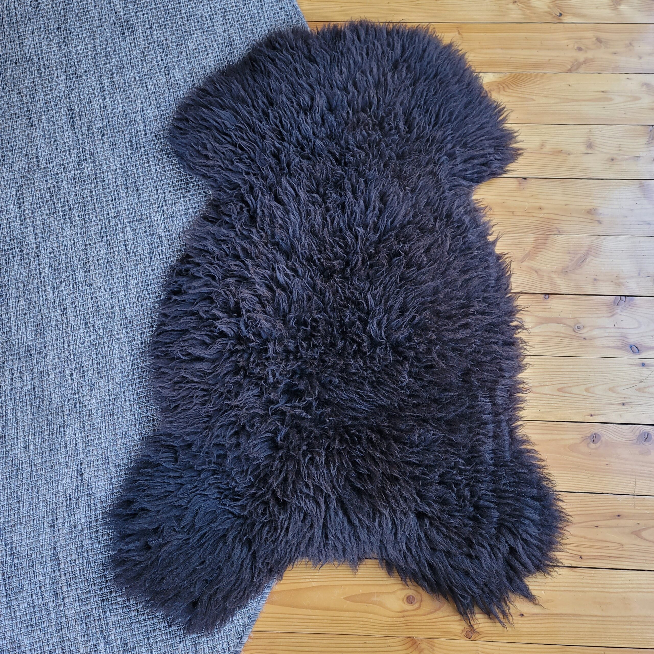 Cool Dark Brown Sheepskin - Luxurious Textured Woolly Feel (49" x 32") Cool Dark Brown Sheepskin - Luxurious Textured Woolly Feel (49" x 32") - Image 3
