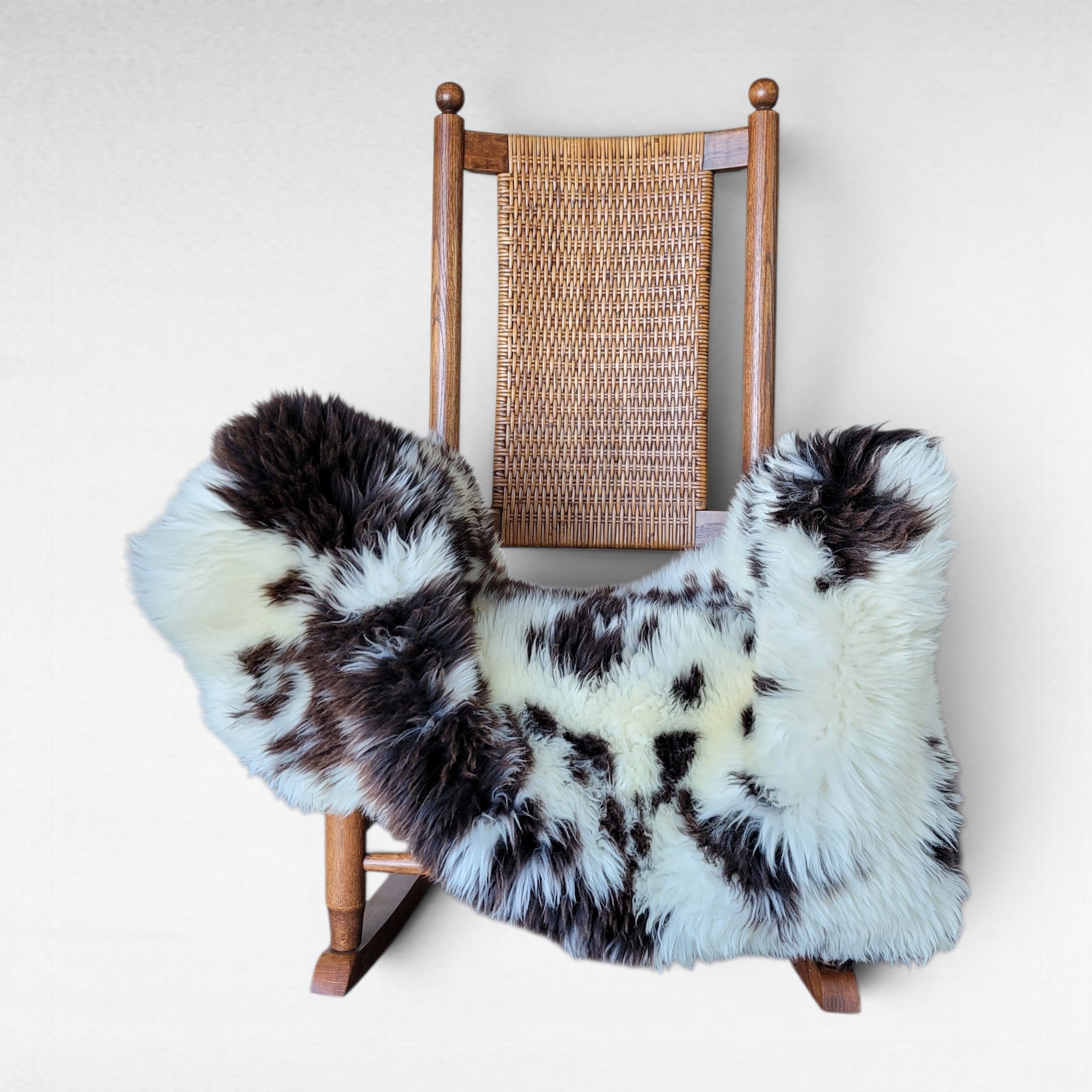 Big Cream Dutch Spotted Sheepskin (46" x 27") Big Cream Dutch Spotted Sheepskin (46" x 27") - Image 2