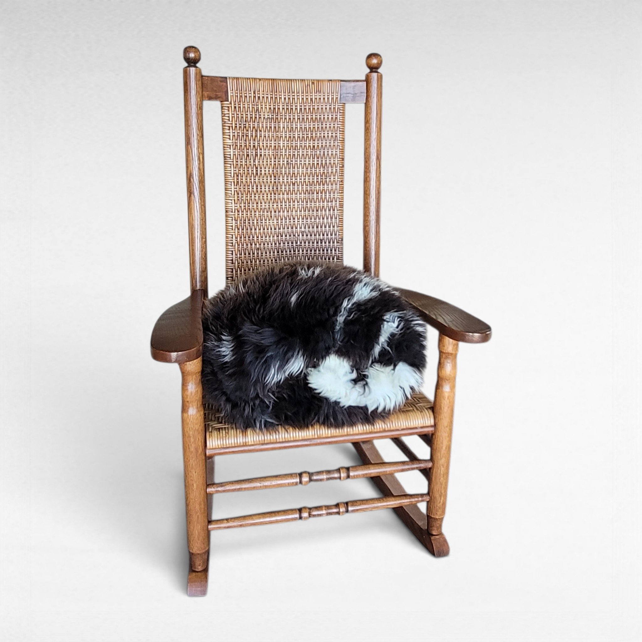 Big Brown Dutch Spotted Sheepskin (45" x 36") Big Brown Dutch Spotted Sheepskin (45" x 36") - Image 2