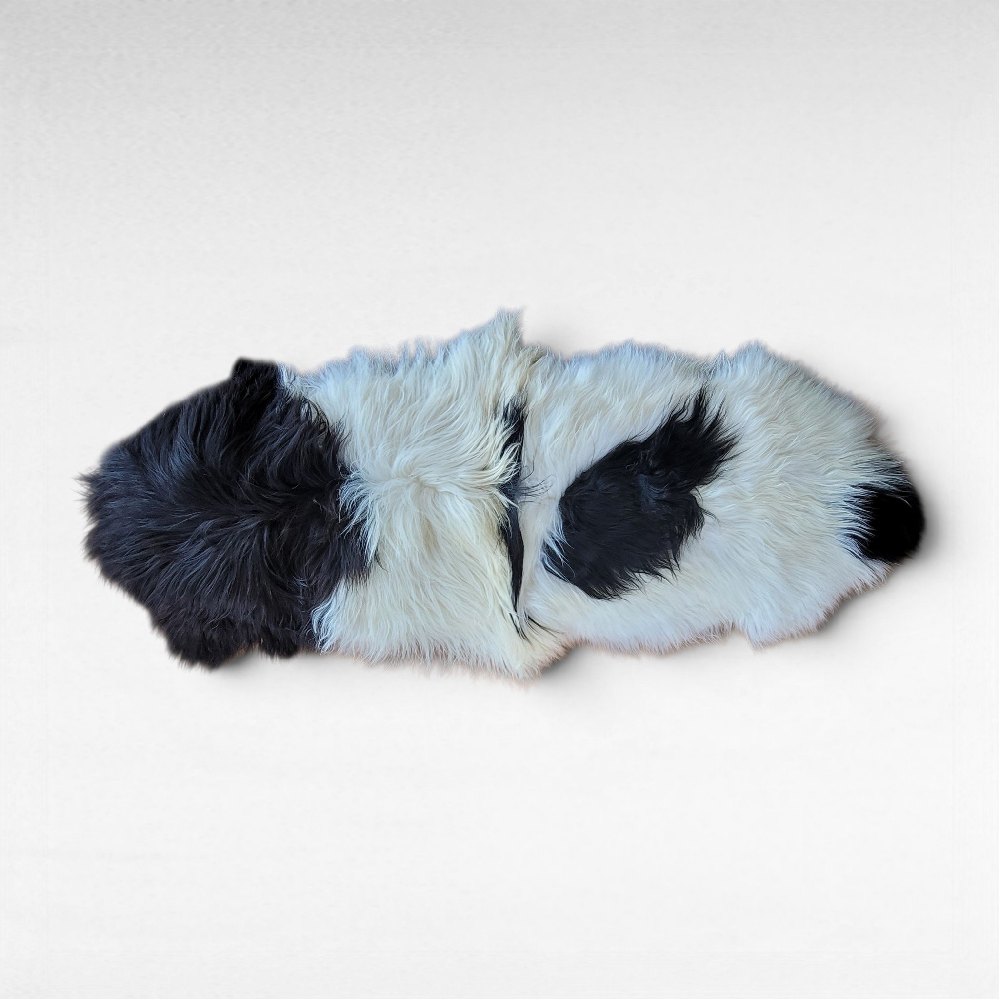 Spotted Double Pelt Long Icelandic Sheepskin Spotted Double Pelt Long Icelandic Sheepskin - Image 4