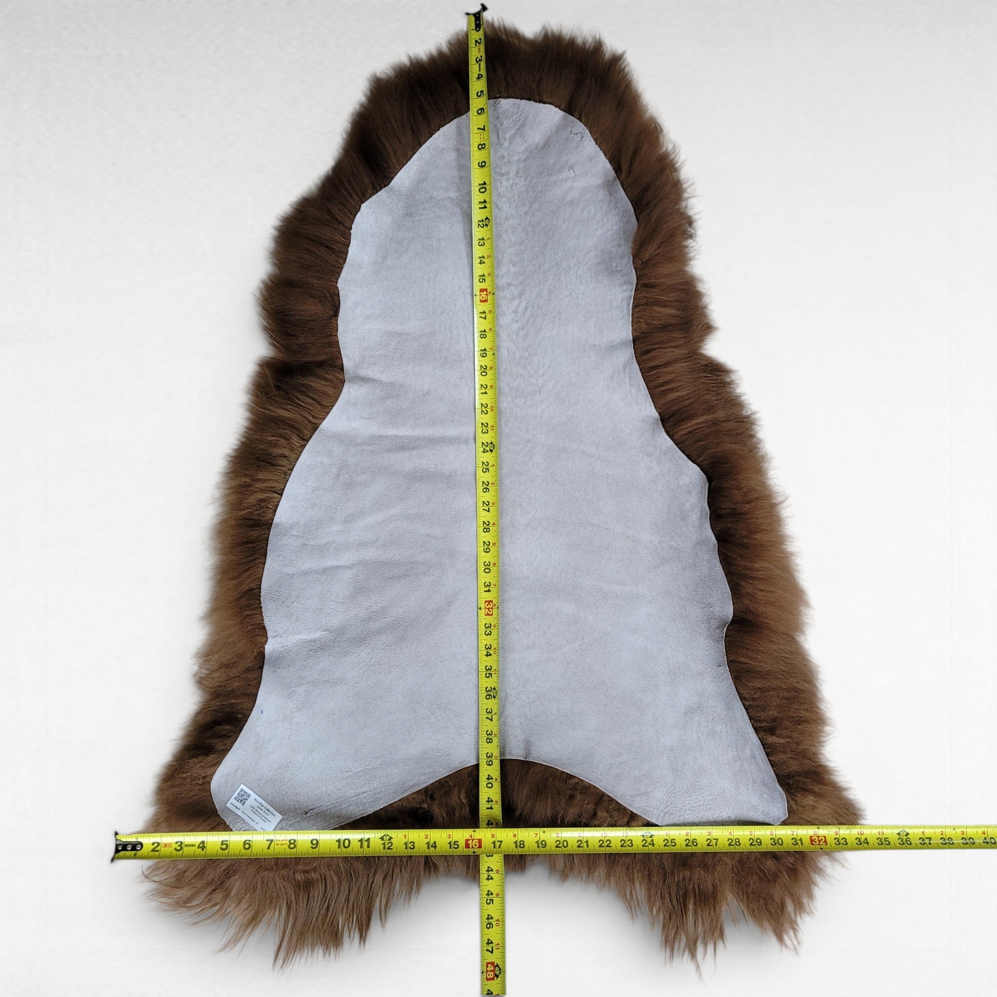 Golden Brown Icelandic Sheepskin Rug Golden Brown Icelandic Sheepskin Rug - Image 11