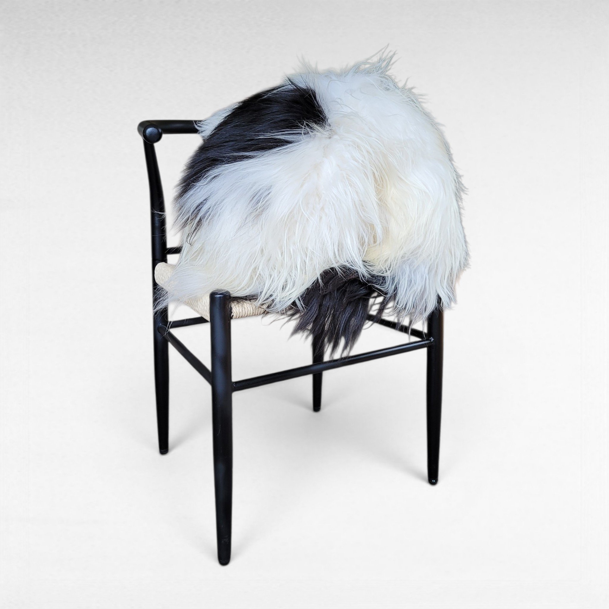 Spotted Double Pelt Icelandic Sheepskin 7' Long Spotted Double Pelt Icelandic Sheepskin 7' Long - Image 8