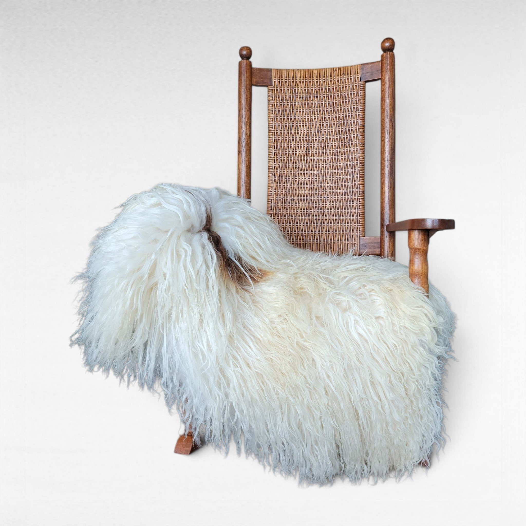 Icelandic Curly Wool Sheepskin (Heavyweight Hide 52" x 35")