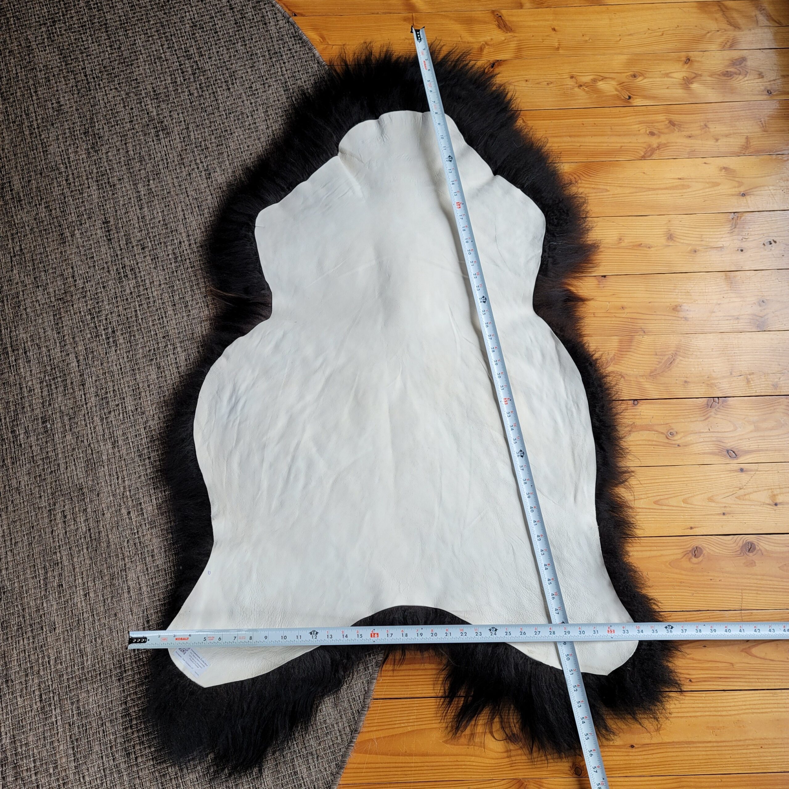Heavy Lofty XL Icelandic Sheepskin Moorit 56" x 36" - Image 5