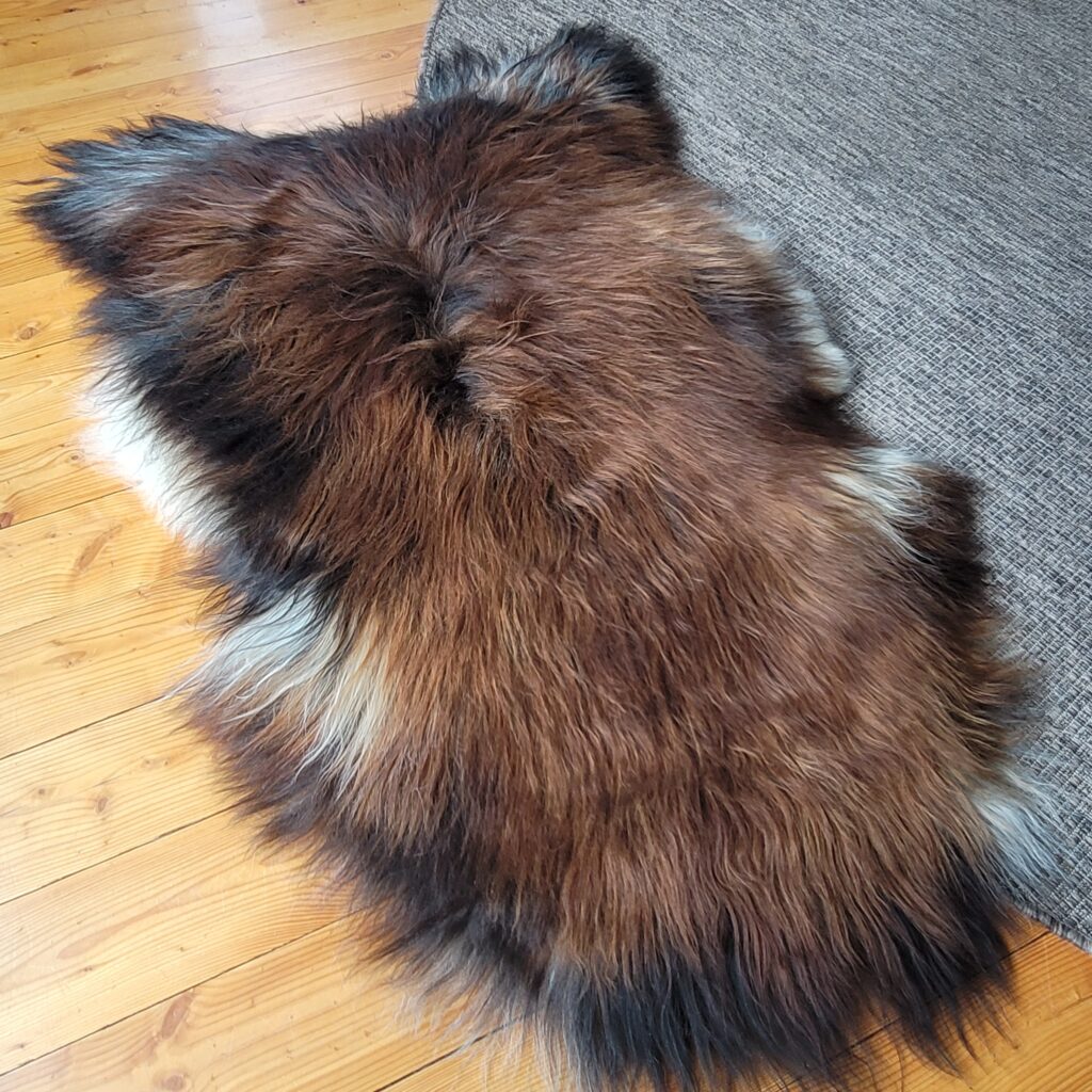 Stunning Heavy Icelandic Hide (57" x 37")