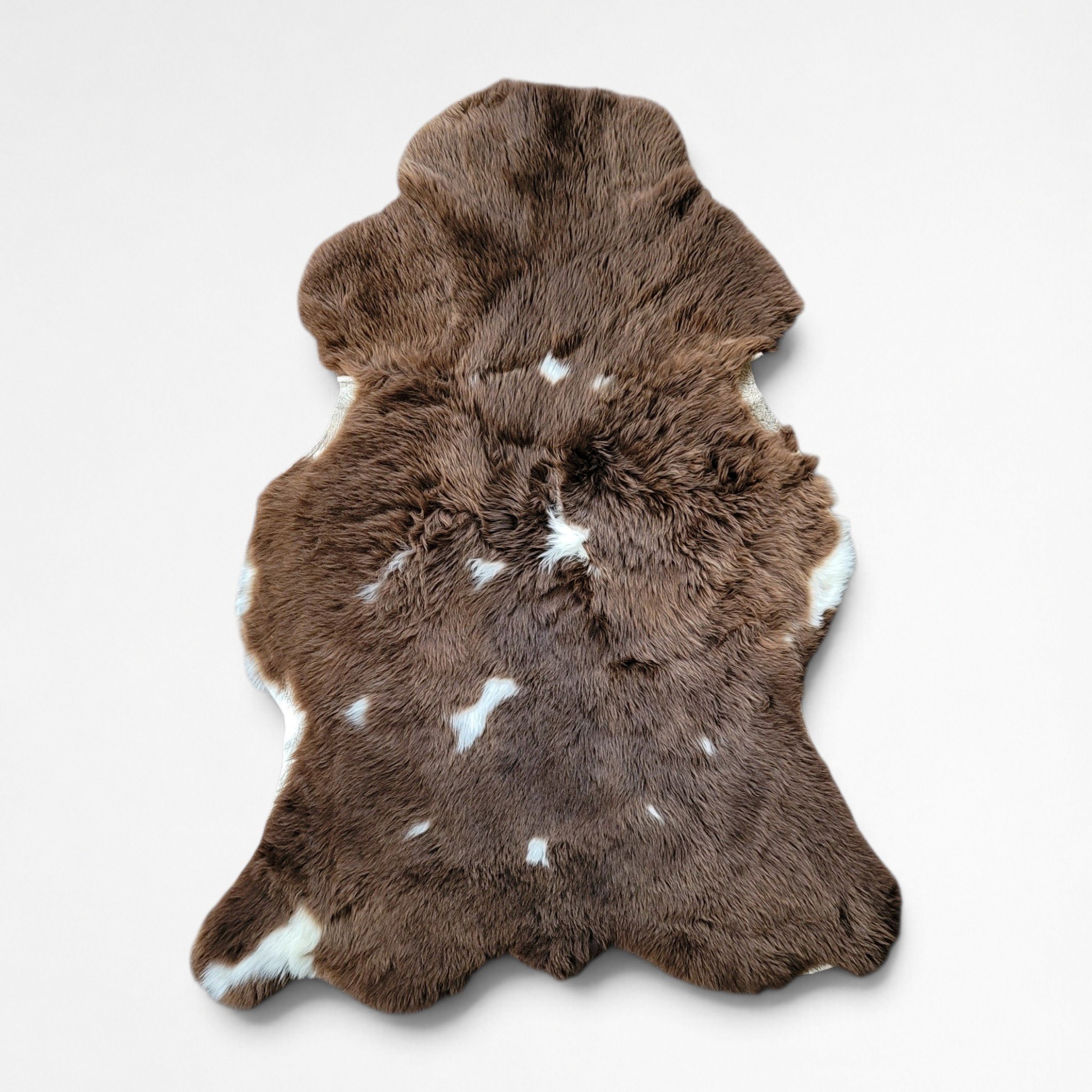 Rare Breed British Lambskin Throw – Bright Brown & White Spotted 47" x 32" - Image 4