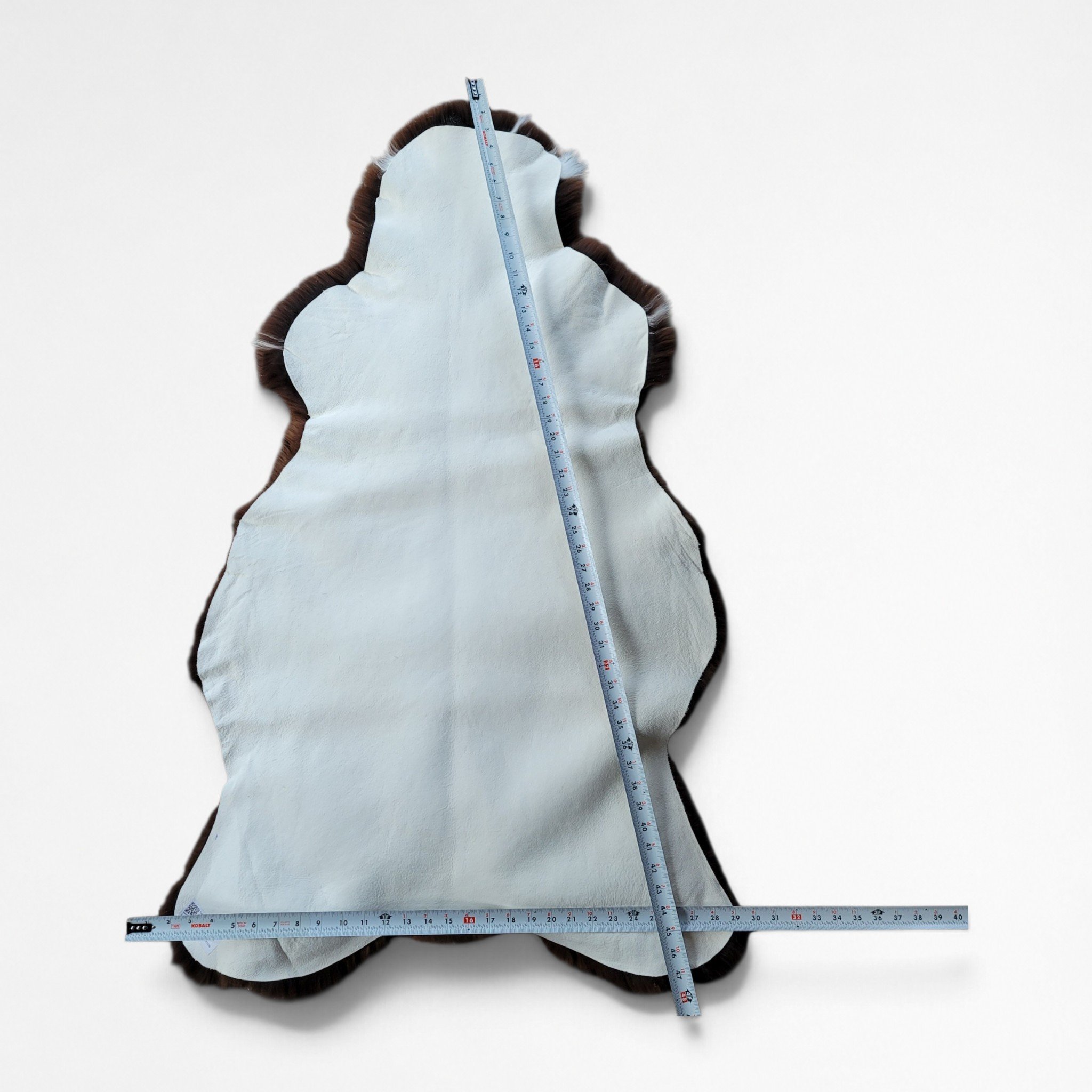 Silky Rare Breed British Lambskin Throw – Brown & White Spotted 48" x 30" - Image 5