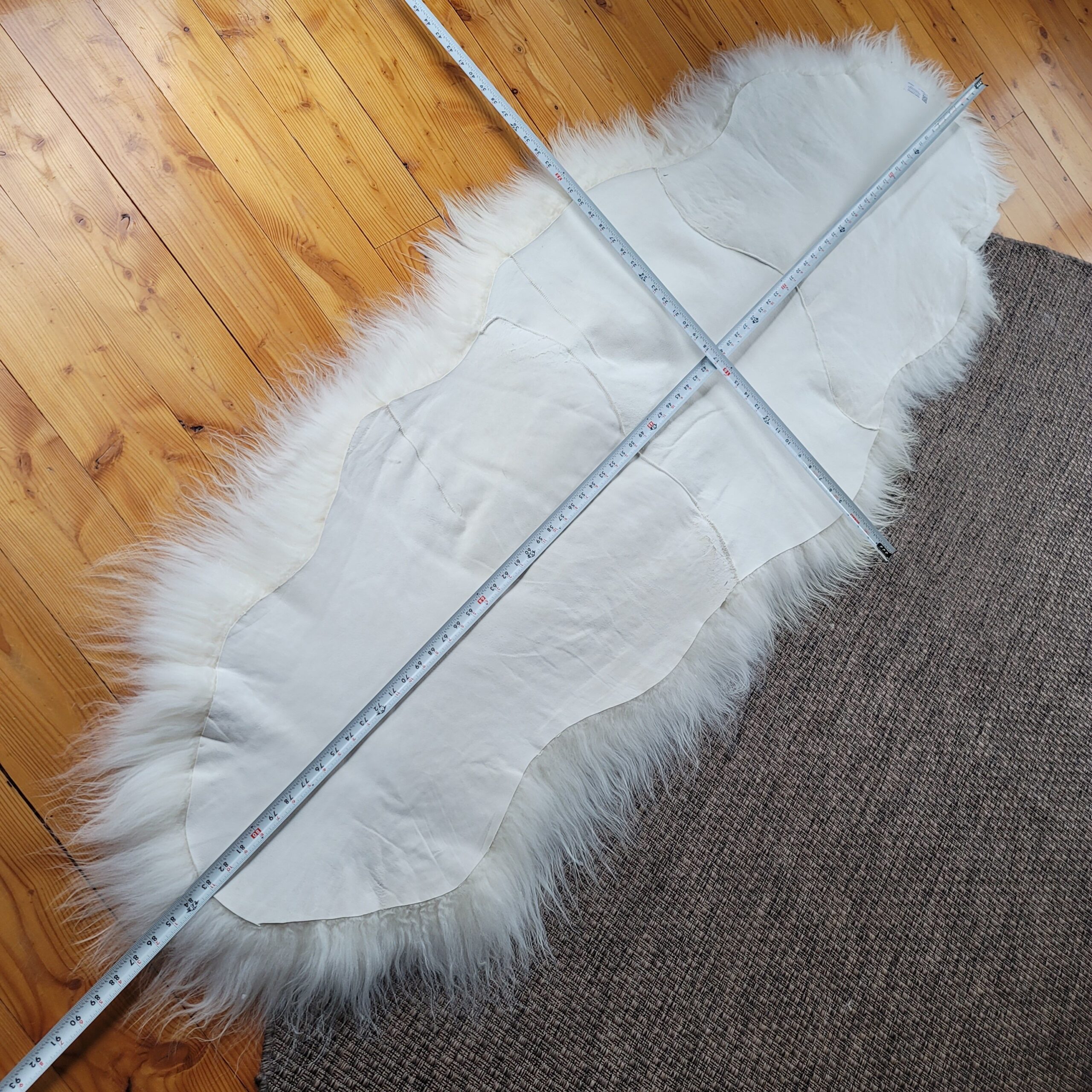 Long White Double Icelandic Sheepskin 88" x 35" 4 - 5" wool - Image 4