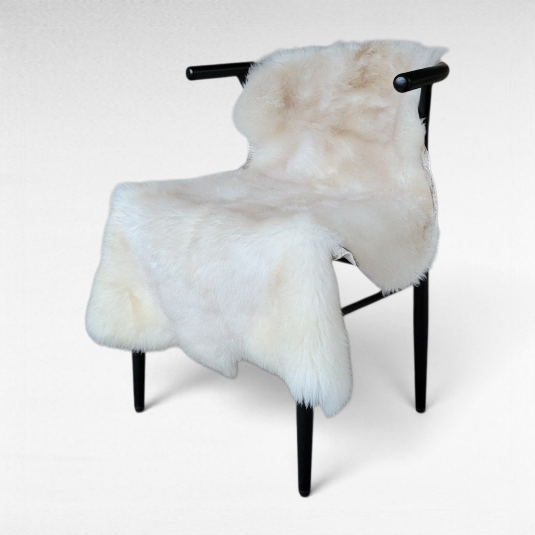 Grayish Tan & Cream Portland Lambskin Throw 48″ x 32″