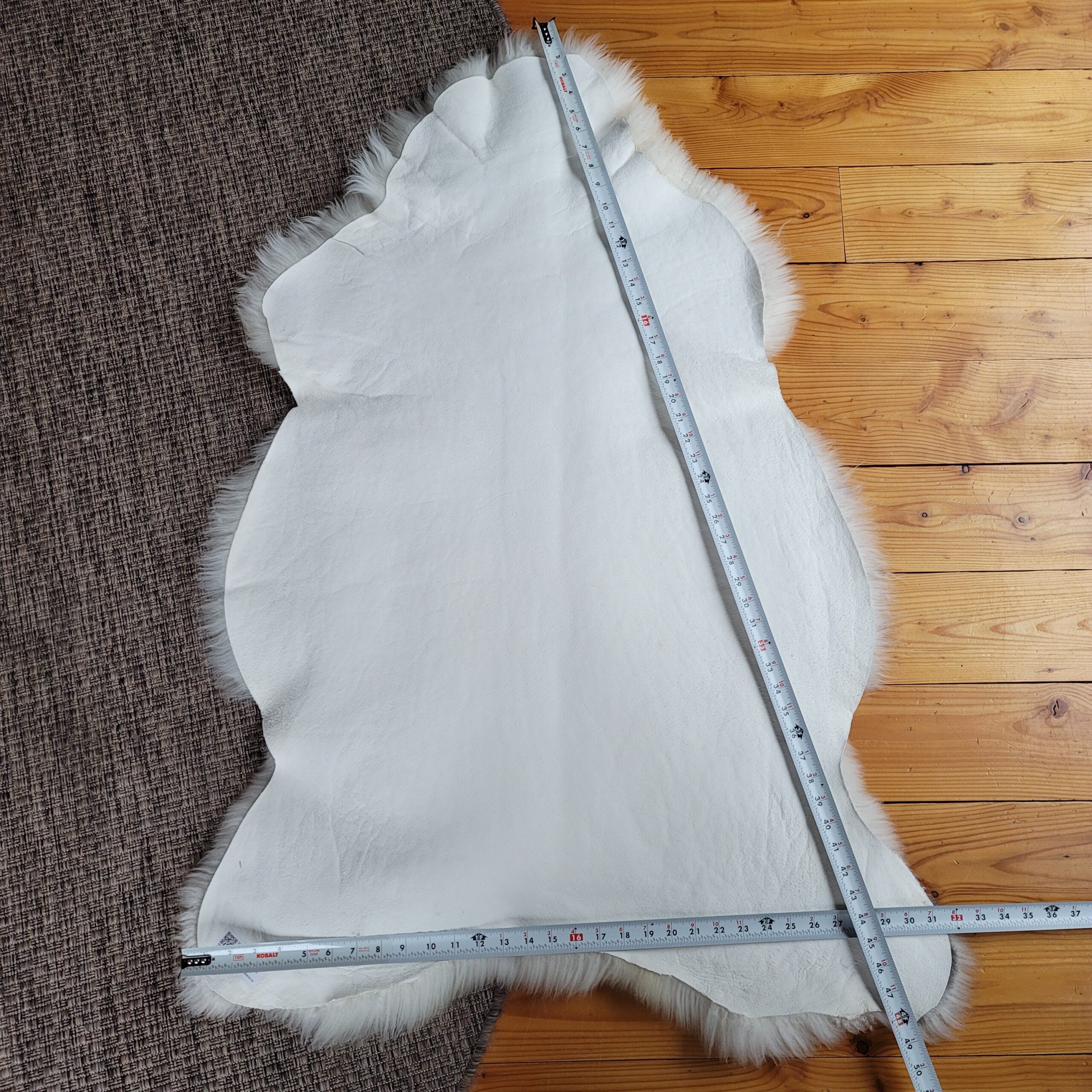 Creamy Tan Portland Sheepskin Throw 49″ x 33″ - Image 5