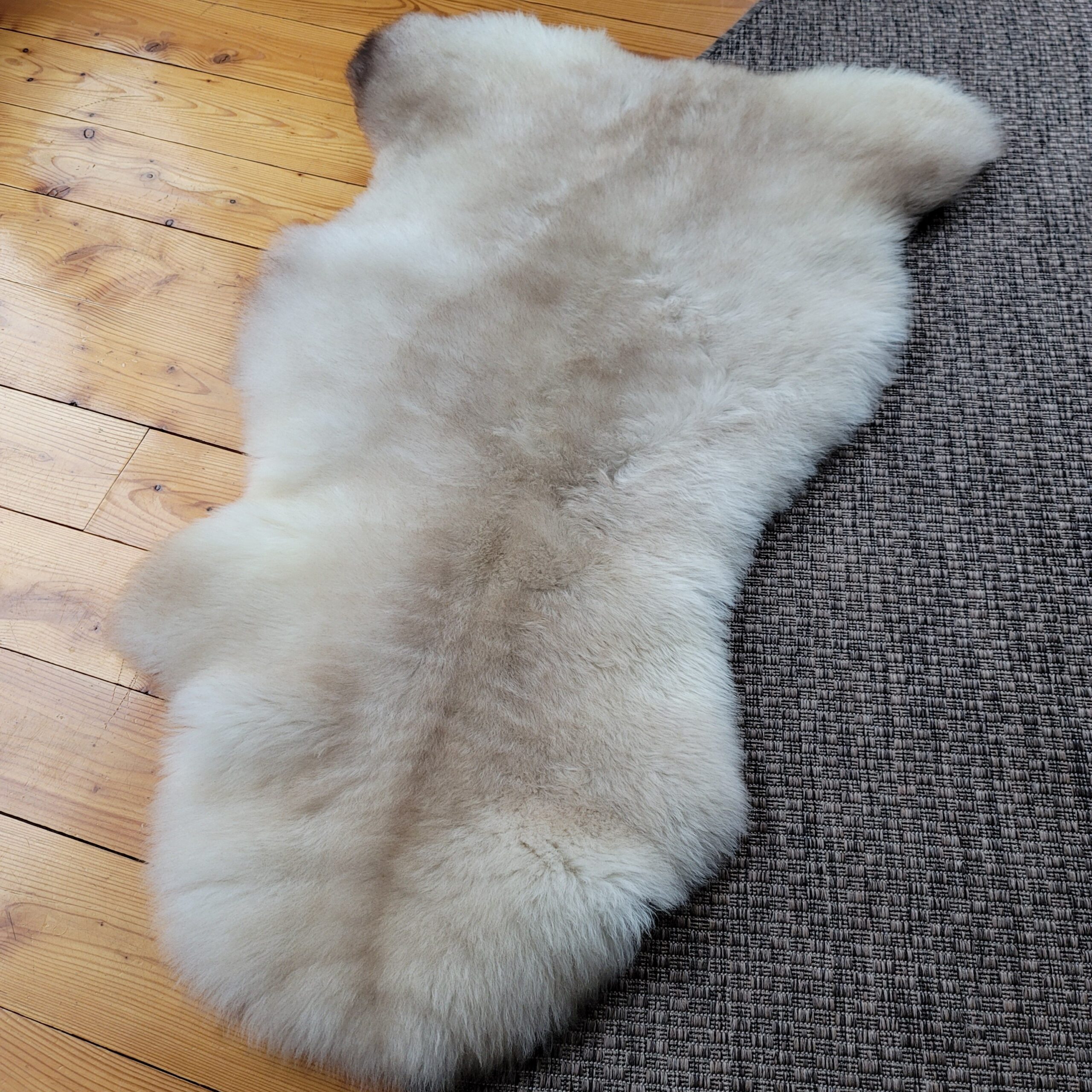 Ivory & Warm Greige Portland Sheepskin Rug 48″ x 30″ - Image 4