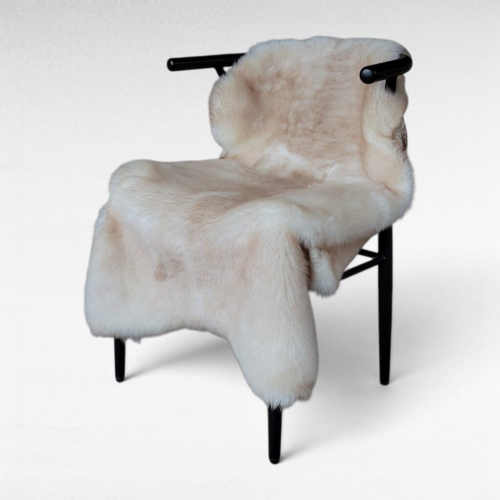 Ivory & Fawn Taupe Portland Sheepskin Rug 48″ x 32″