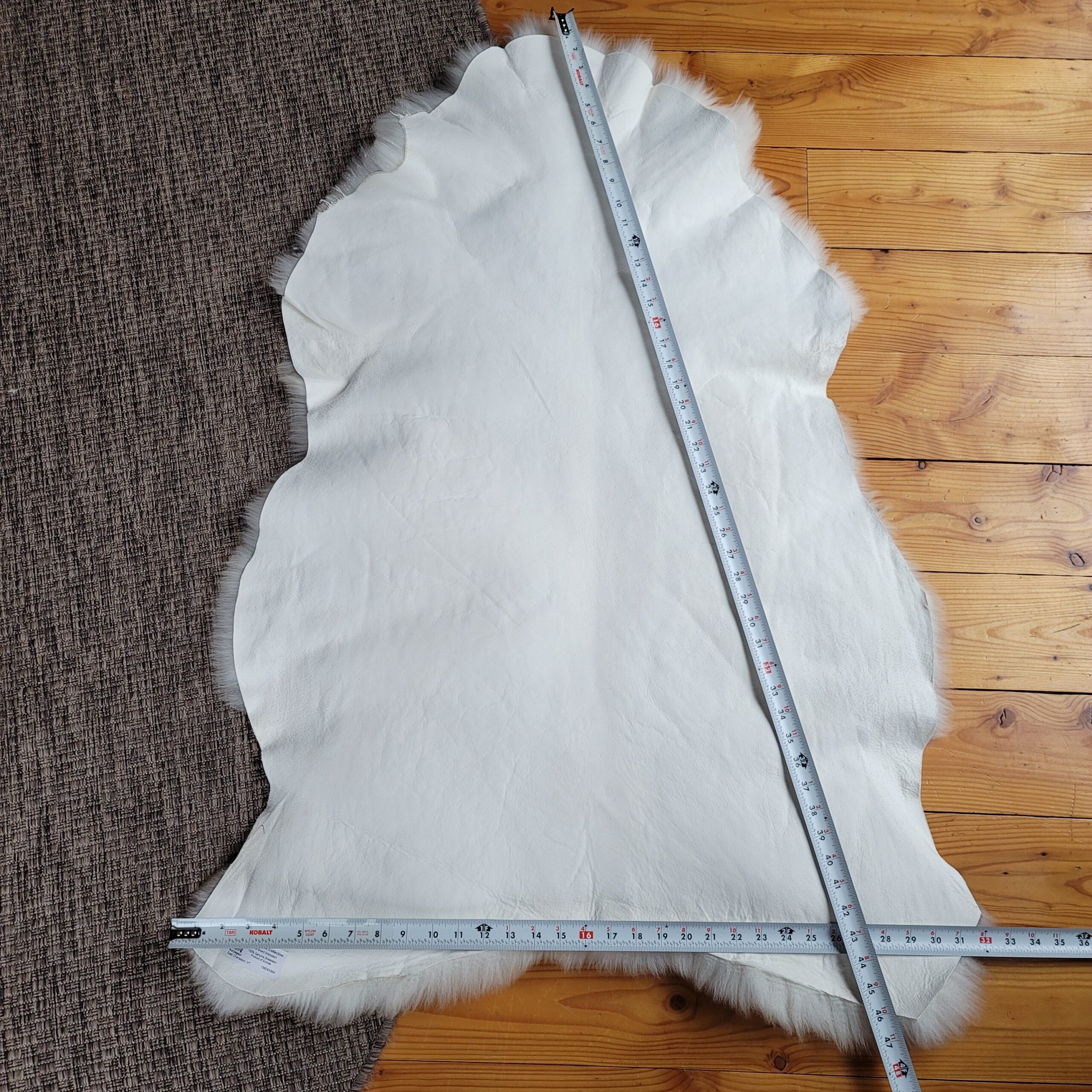 Ivory & Silver Greige Portland Sheepskin Rug 47″ x 32″ - Image 5