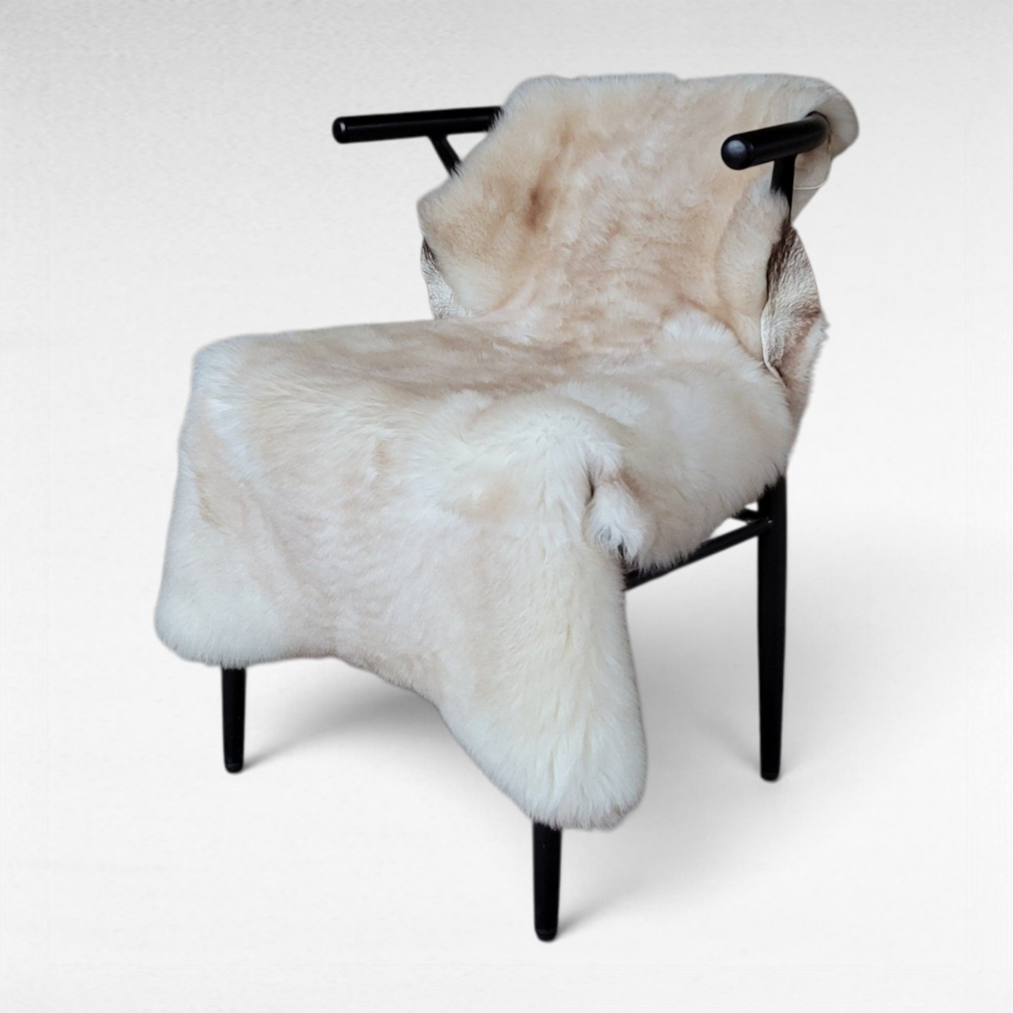 Pearl Greige & Ivory Portland Sheepskin Throw 48″ x 32″
