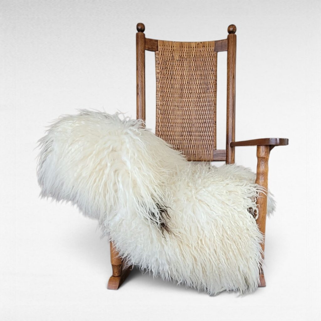Ecru & Brown Spotted Curly Icelandic Sheepskin Rug 47″ × 30″