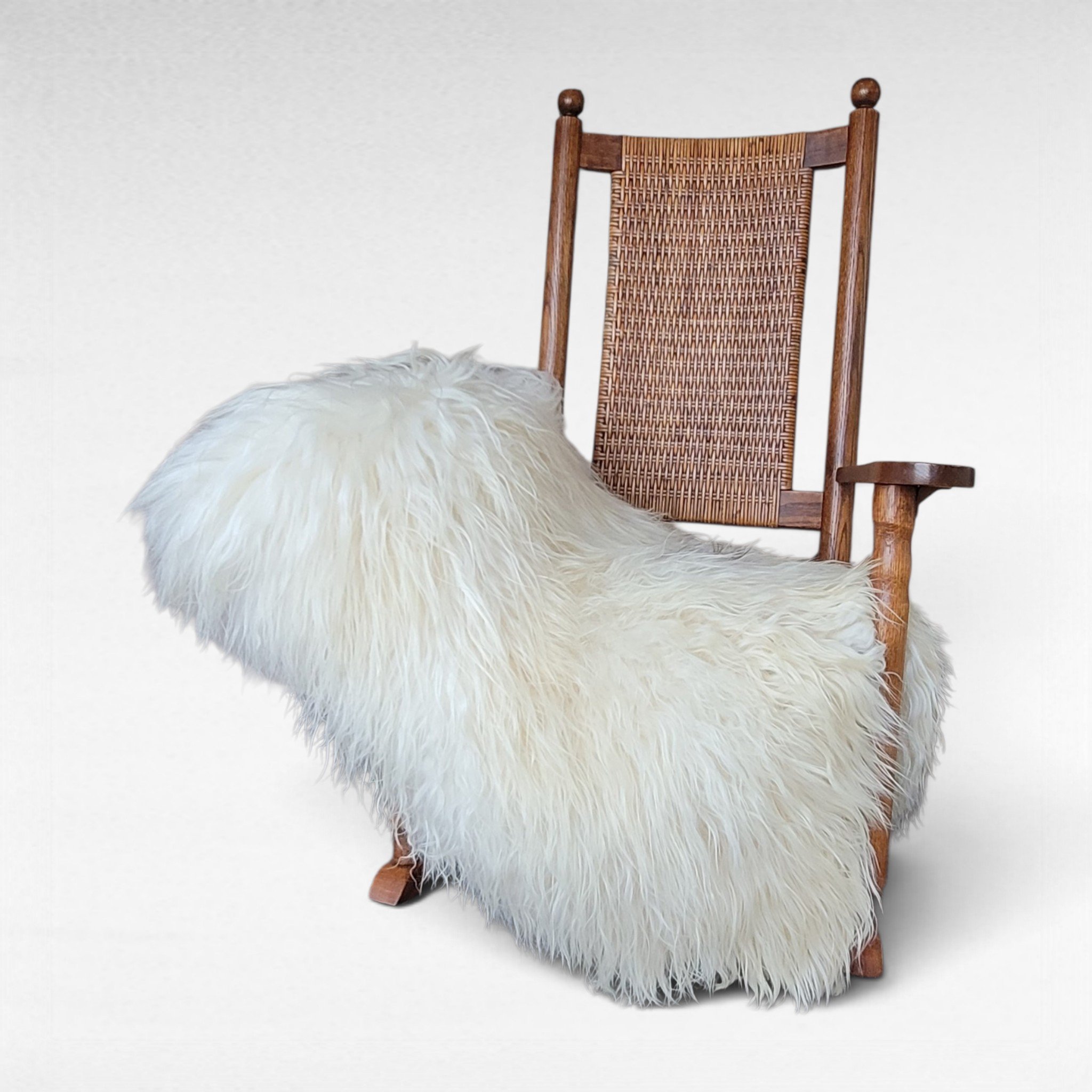 Substantial Soft Ecru Spotted Icelandic Sheepskin Rug 50″ × 34″ - Image 2