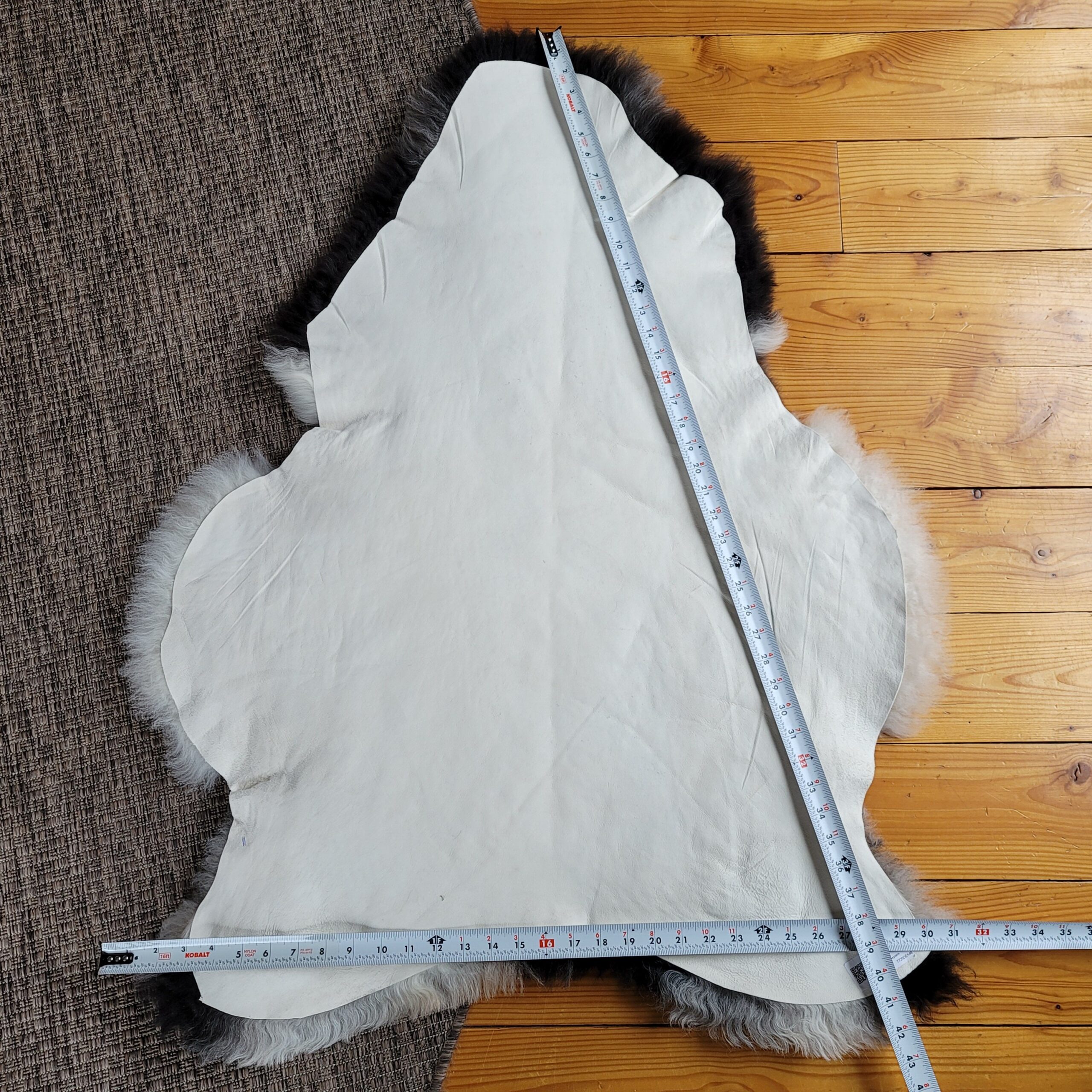 Natural Black-Brown Icelandic Lambskin Rug or Throw 42″ × 32″ - Image 5
