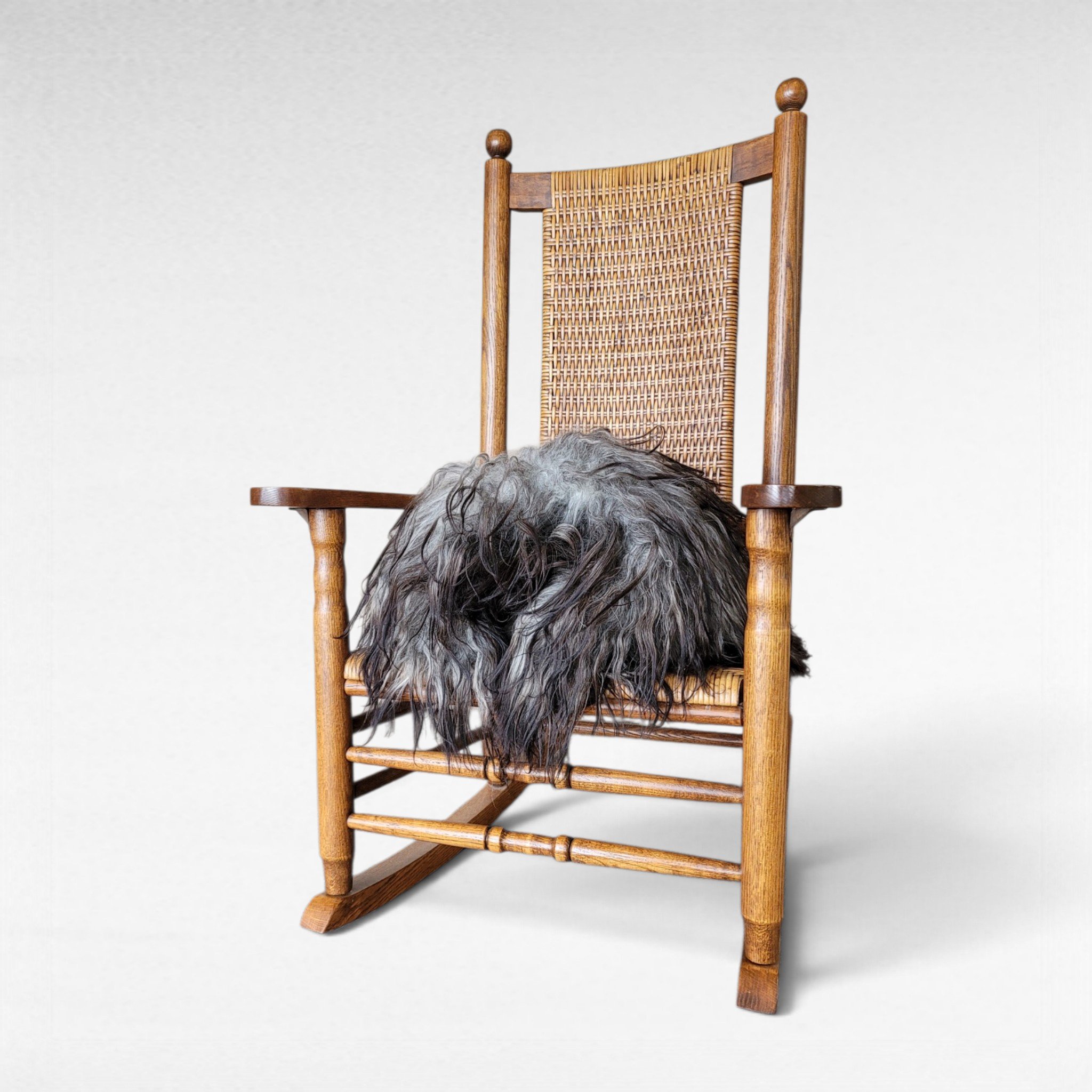 Lofty Natural Gray Curly Icelandic Lambskin 47″ × 34″ - Image 2