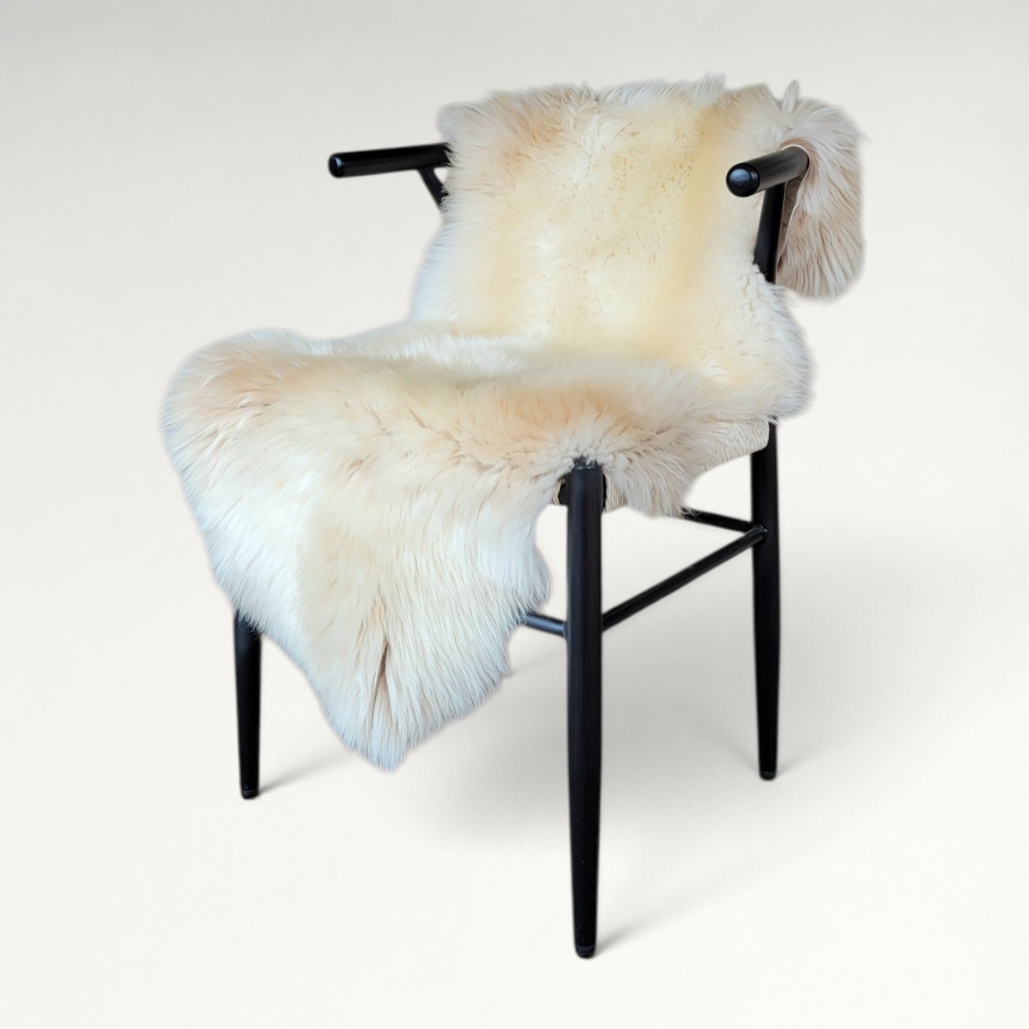 Rare German Sheepskin – Silky-Soft Plush Fleece – 44" × 28"