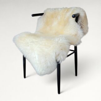 Rare German Sheepskin – Dense Wool & Accent-Rug Shape – 48" × 35"
